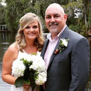 Meet your Posher, Leslie